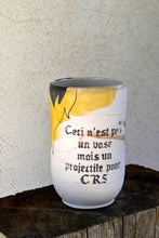 Charger l'image dans la galerie, Petit Vase Projectile
